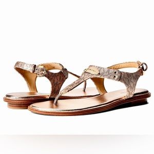 🌸 HTF Michael Kors Signature MK Rose Gold Leather Logo Plate Thong Sandal